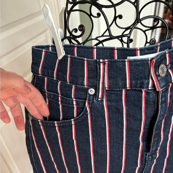 Dynamite women’s US small blue, red and white stretchy denim pencil skirt. - Picture 6 of 8